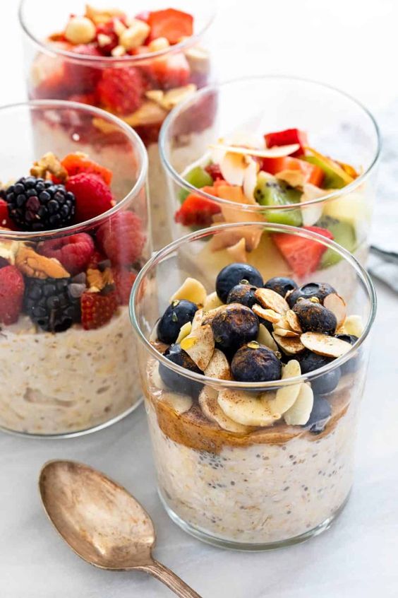 Overnight Oats with Fruits and Nuts