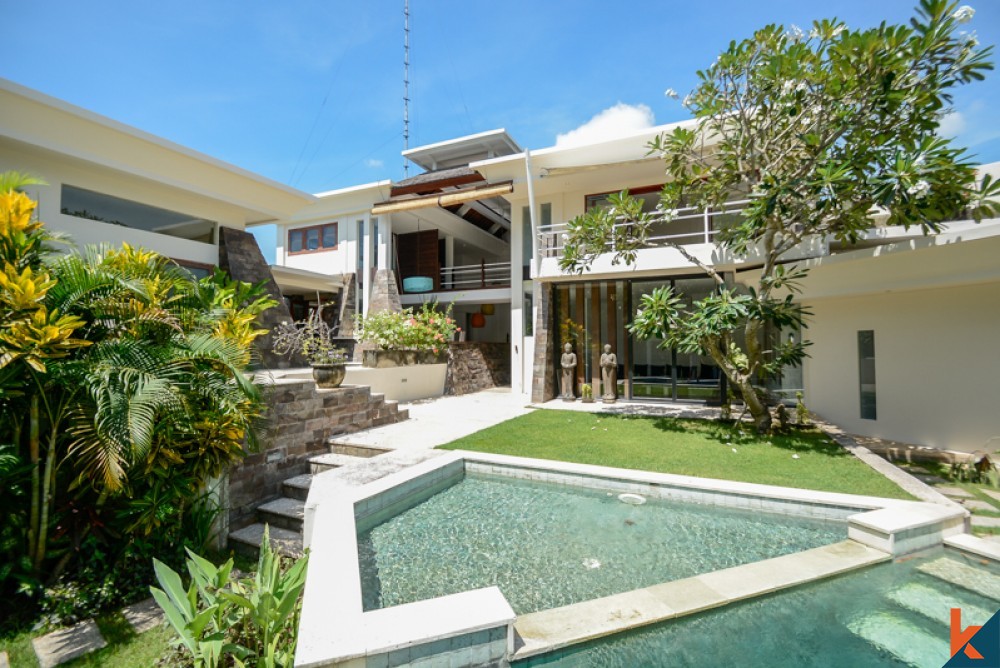 Elegant and spacious two-bedroom villa with updated amenities.